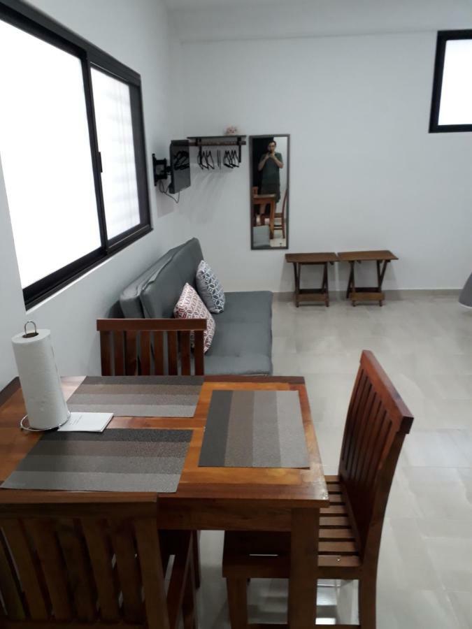 Estudio nuevo en Cancún centro Exterior foto